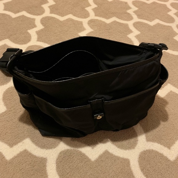 Tory Burch diaper bag. Great condition! - Picture 4 of 4